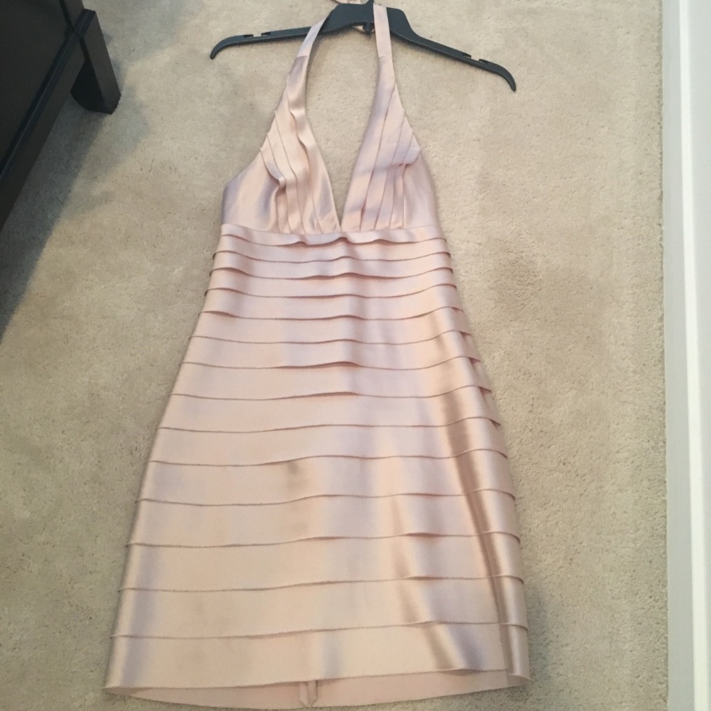 Beautiful BGBG Maxazria dress